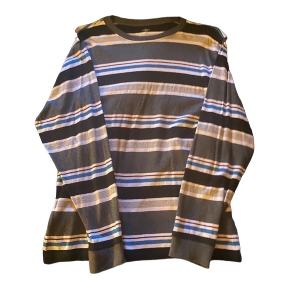 - 𝅺BOYS Striped Shirt Bundle - Picture 2 of 6